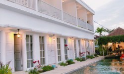 Seminyak house for rent