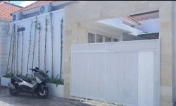 house for rent in Ungasan